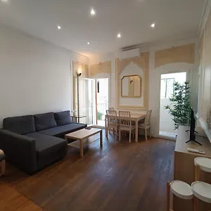 Apartment Et Renoves En 2022, Intra Muros, Avignon